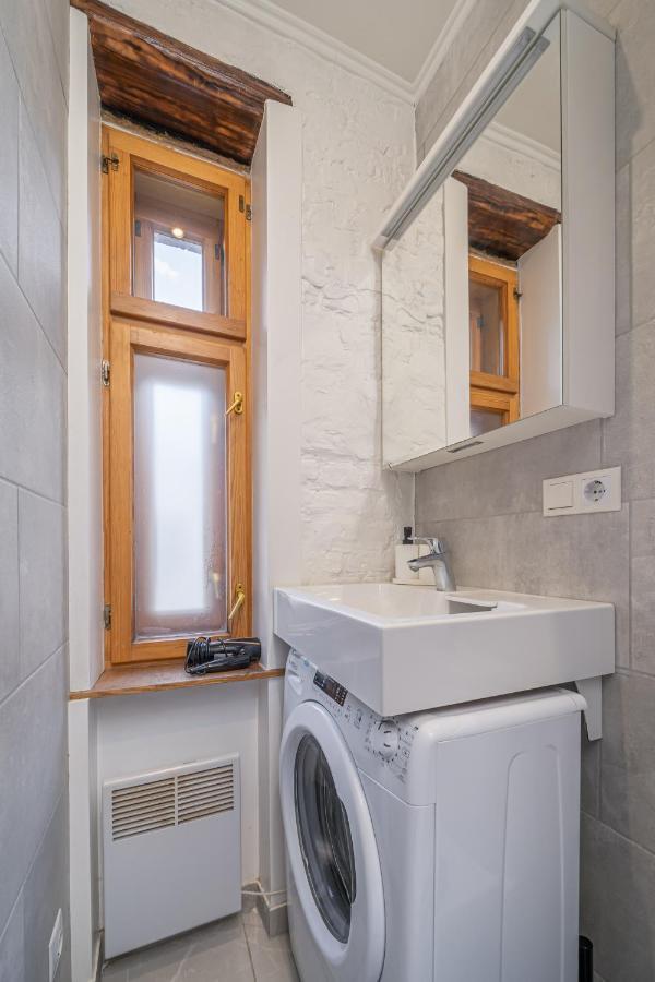 Top-Floor Studio With Courtyard View In Unesco Area, Murnieku Street Residence Riga Exterior foto